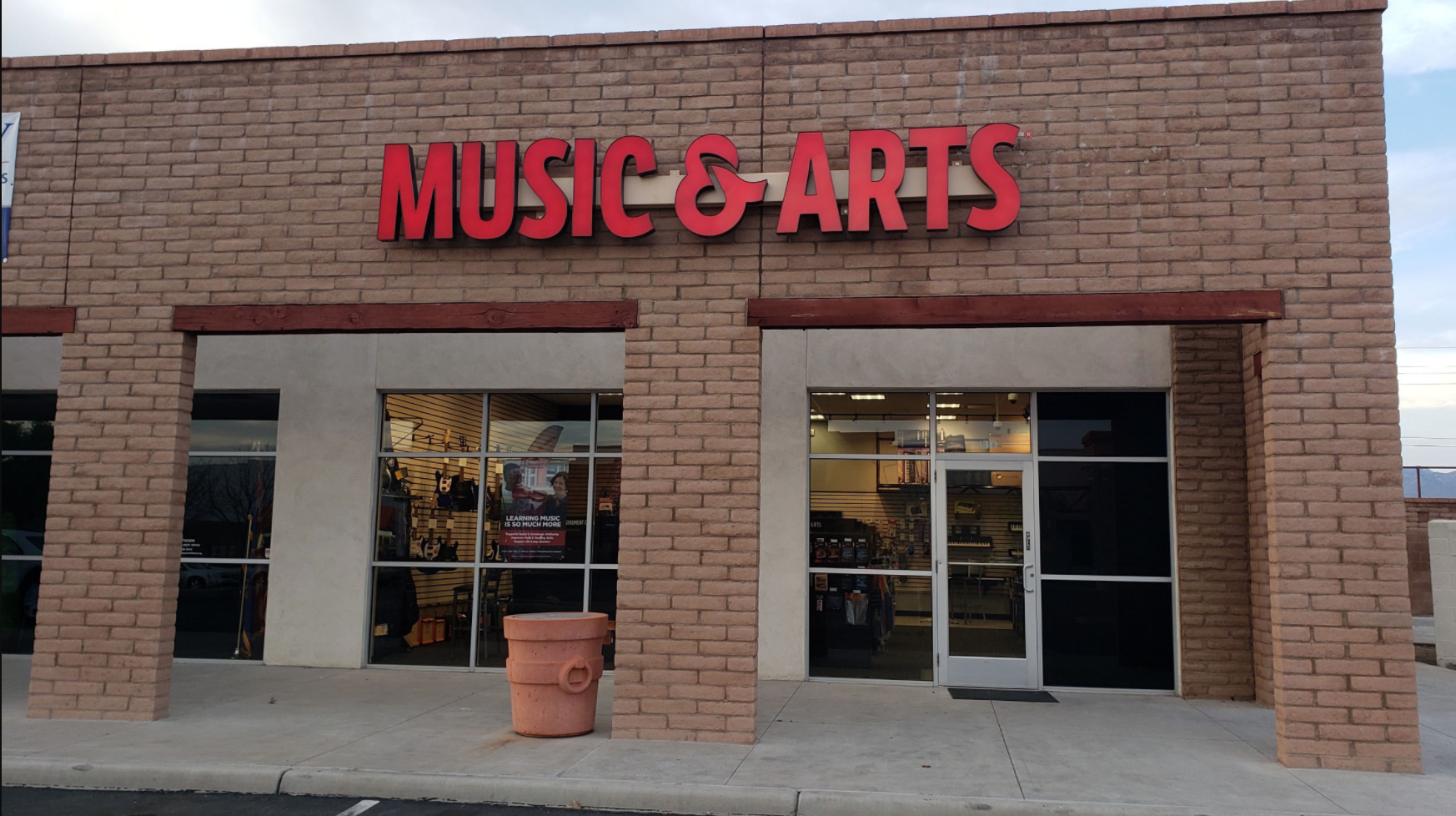 Music & Arts
